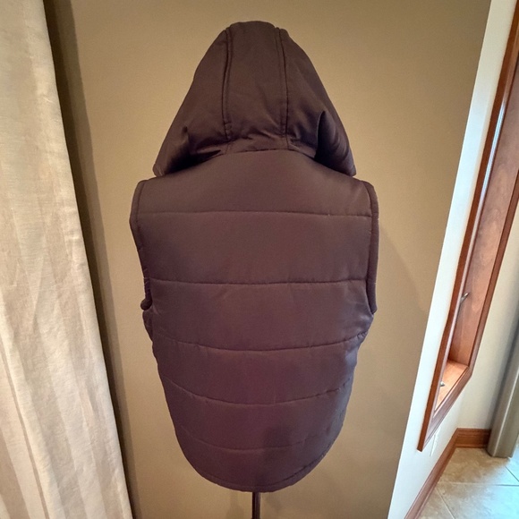 George by Mark Eisen Chocolate Puffer Hooded Vest Zip Up,  Size Large - Picture 4 of 12